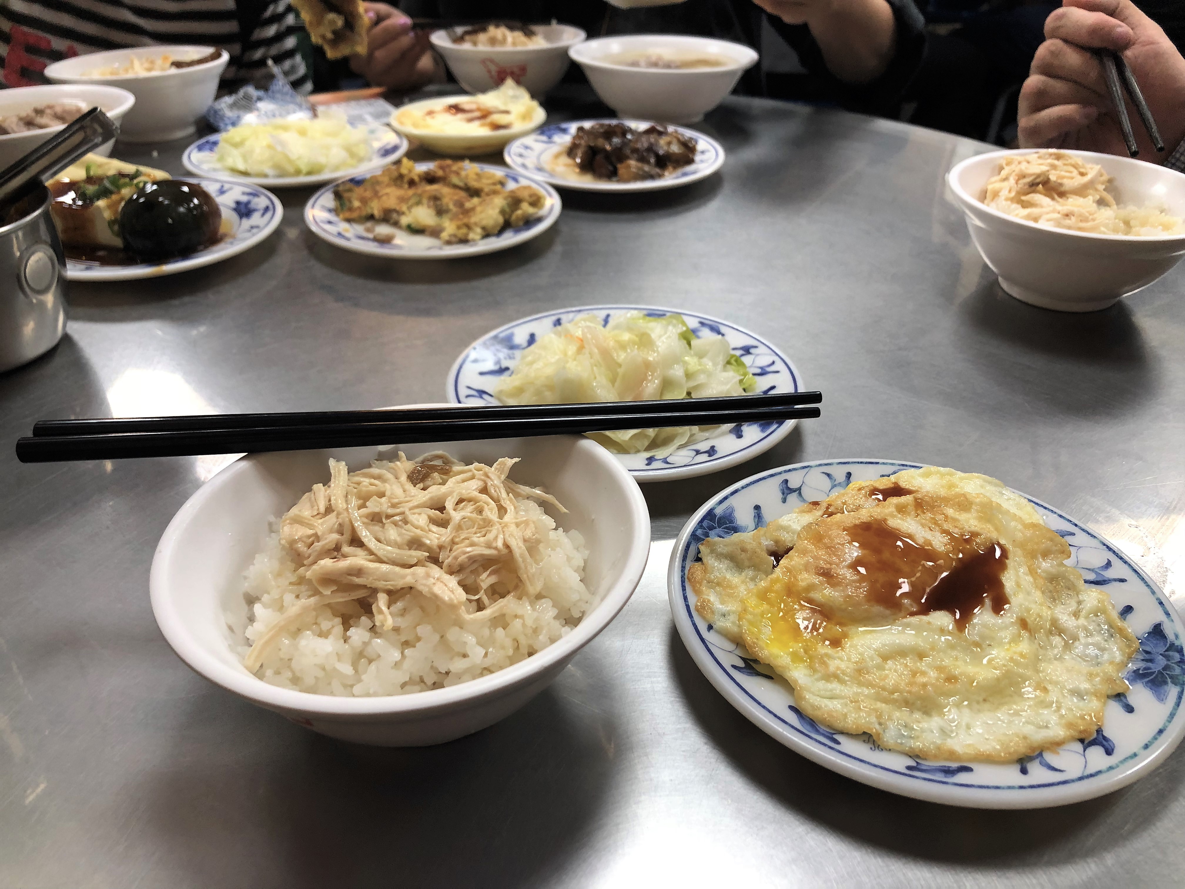 台北おすすめローカルフード 鶏肉飯 麺線 タピオカドリンクをご紹介 ほたる旅